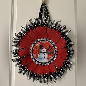 #W2410 Winter Ribbon Wreath Snowman Buffalo Plaid Black White Red Low Profile
